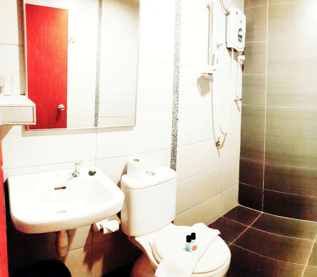 Golden Court - Tun Abdul Razak Hotel