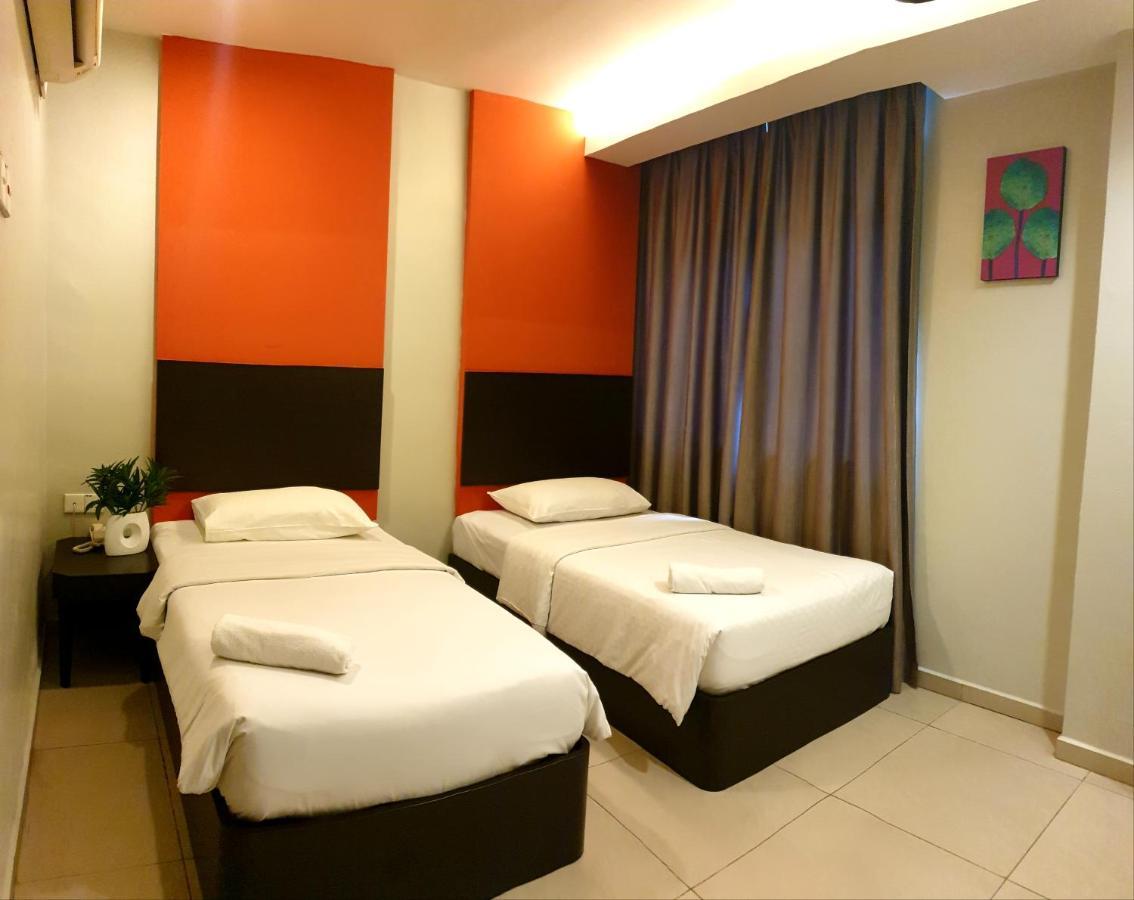 Golden Court - Tun Abdul Razak Hotel 3*
